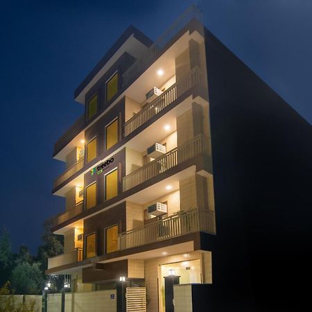 Hotel Treebo Elite Corporate, Sector 62 à Noida Extérieur photo
