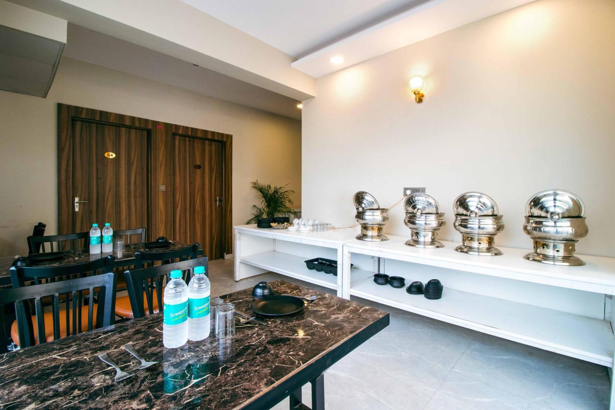 Hotel Treebo Elite Corporate, Sector 62 à Noida Extérieur photo