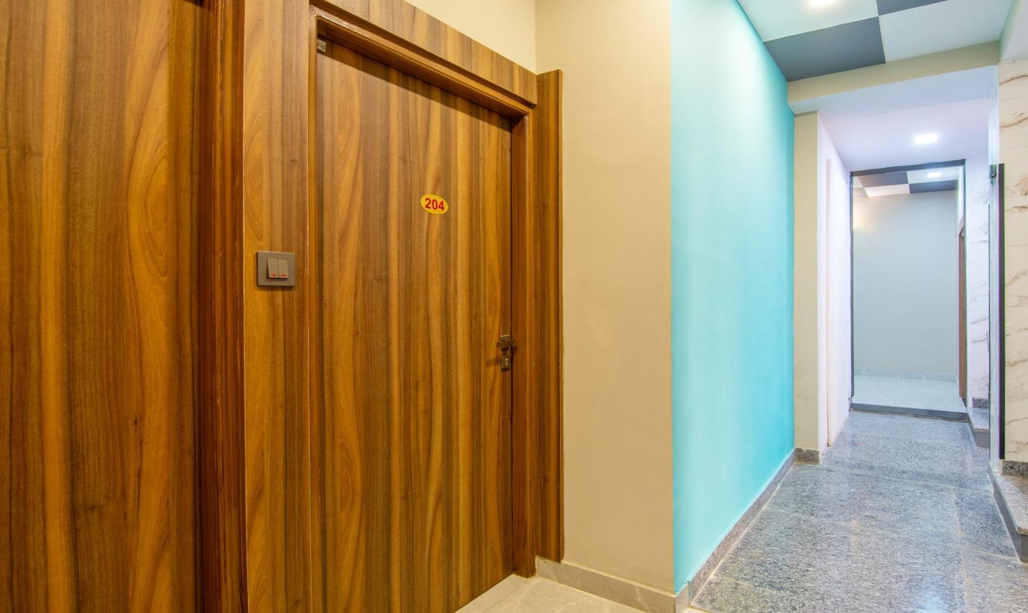 Hotel Treebo Elite Corporate, Sector 62 à Noida Extérieur photo