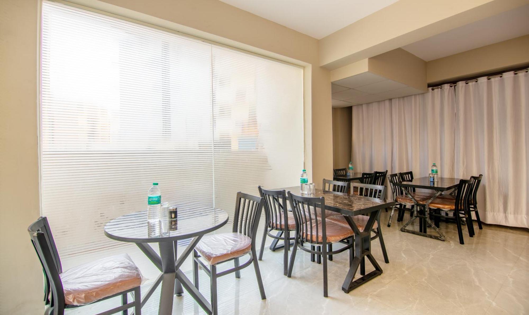 Hotel Treebo Elite Corporate, Sector 62 à Noida Extérieur photo